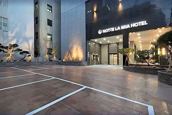 ホテル Notte La Mia